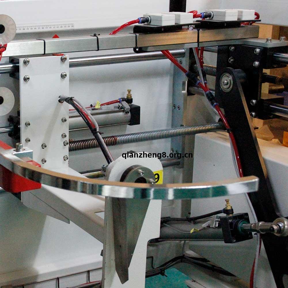 開(kai)箱(xiang)機(ji)